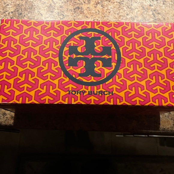 NWT Tory Burch Vegan Tera Flip Flops, Size 8 - Picture 3 of 8